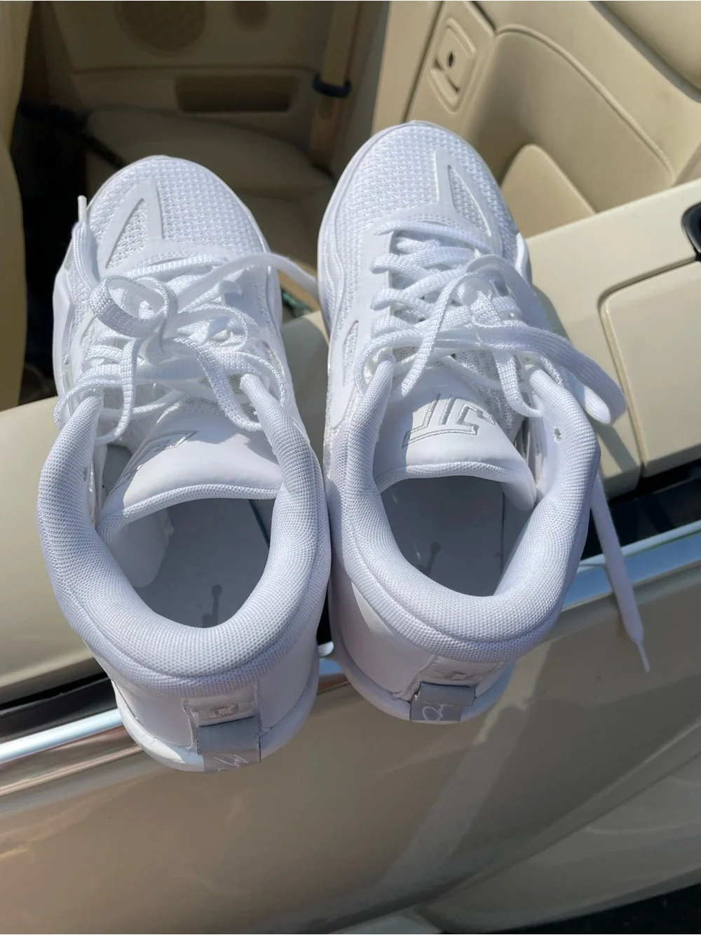 Jordan Tatum 1 Pure Money White Metallic Silver Men’s Size ⁠8